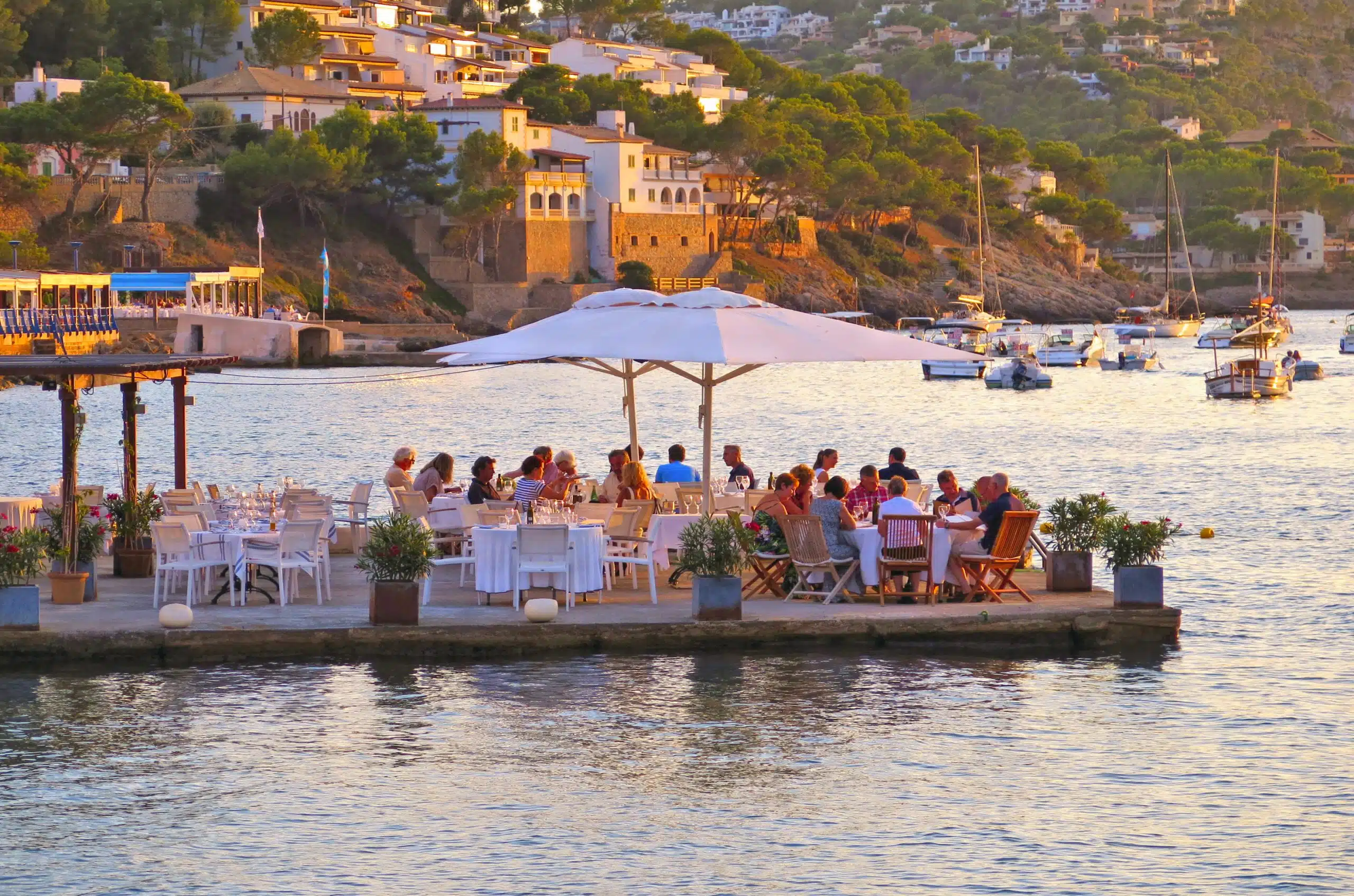 25.08.2017.,Colorful,Warm,Sunset,From,One,Restaurant,With,People,On